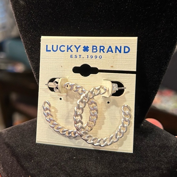 NWT Lucky Brand Women’s Small Silver Chain Link Hoop Earrings! - Picture 1 of 4